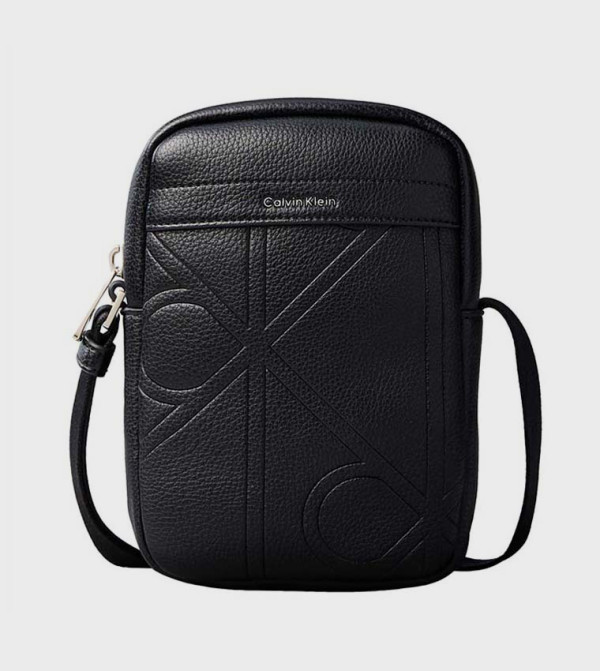 كالفين كلاين كالفين كلاين - أسود Cross Body & Sling Bags
