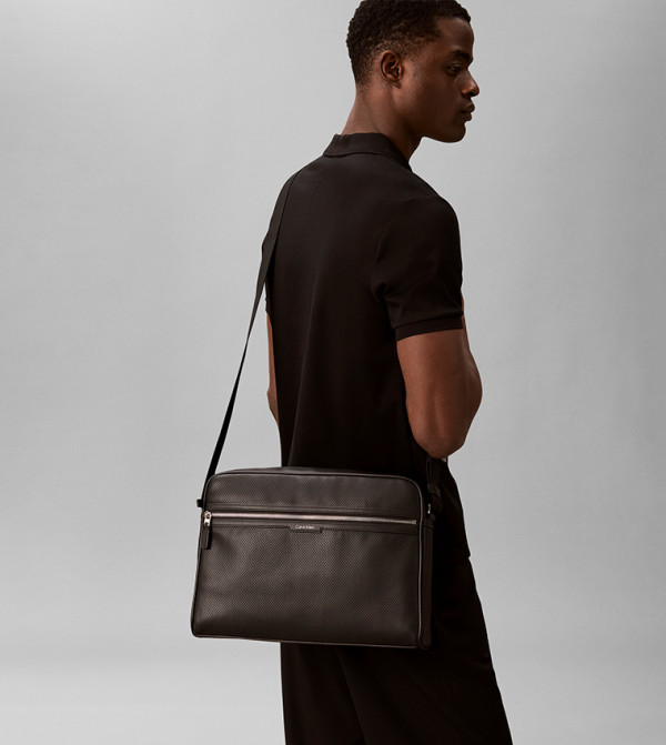 Calvin Klein Calvin Klein - BLACK undefined