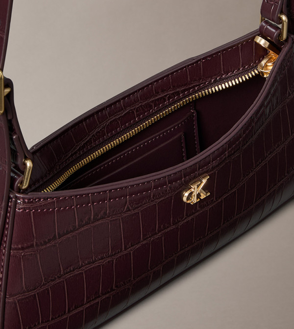 Calvin Klein Calvin Klein - Maroon Shoulder bags