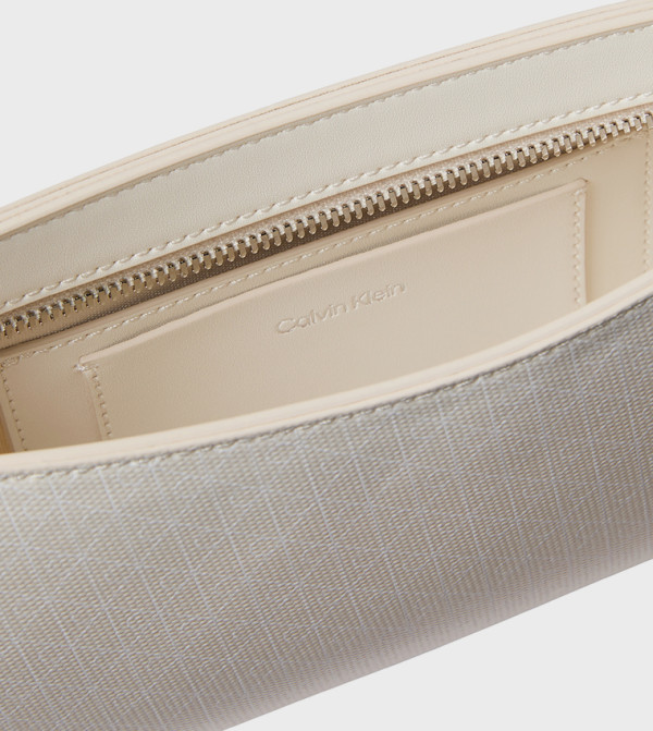 Calvin Klein Calvin Klein - Beige Shoulder bags
