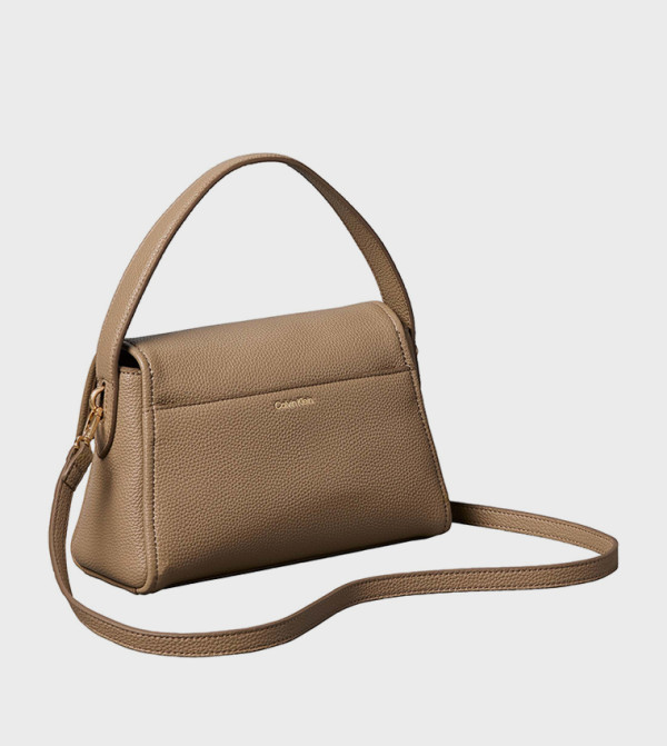 كالفين كلاين كالفين كلاين - بني  حقائب الكتف