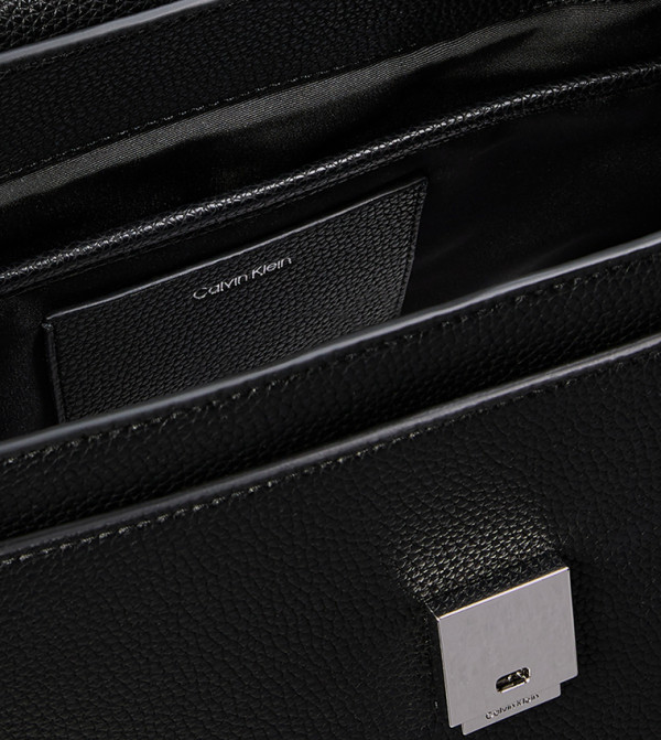 Calvin Klein Calvin Klein - BLACK Tote Bags