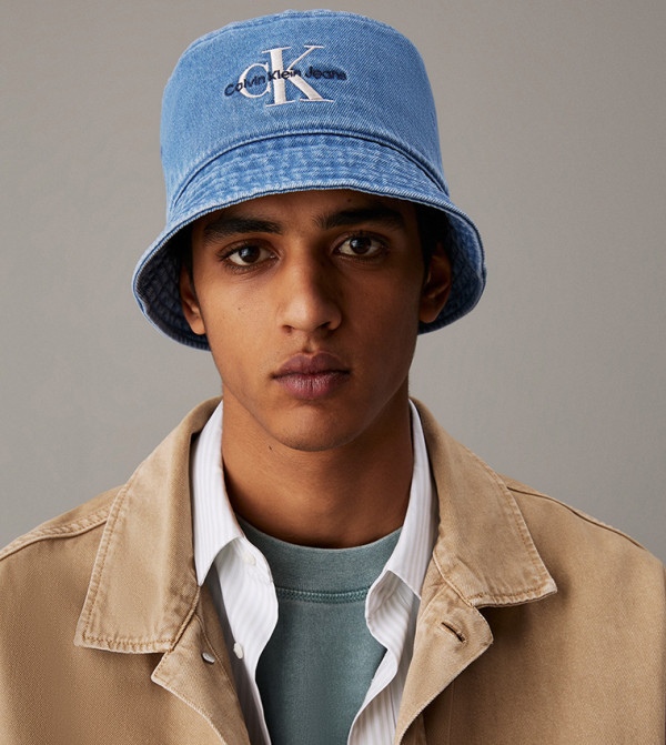 كالفين كلاين  قبعات دلو   - أزرق Bucket Hats