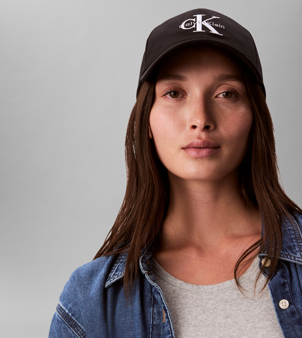 كالفين كلاين  كابات وقبعات - أسود Baseball Caps