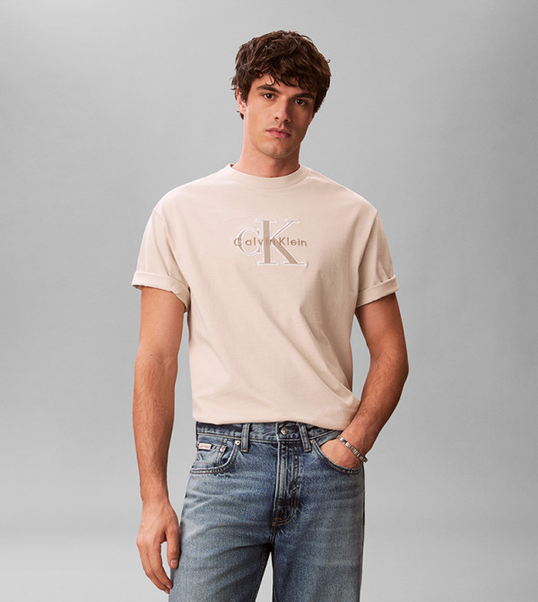 كالفن كلاين جينز  ملابس - بيج Round Neck T-Shirts