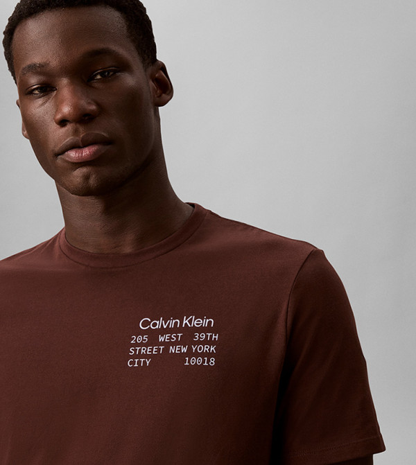 Calvin Klein Jeans Calvin Klein Jeans - Brown Round Neck T-Shirts
