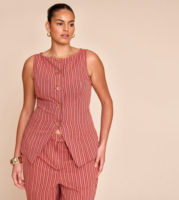 PrettyLittleThing  Jackets & Coats - Red Jackets & Coats