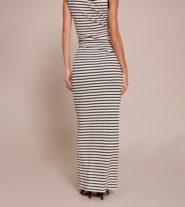 بريتي ليتل ثينغ بريتي ليتل ثينغ - كريمي  Maxi Skirts