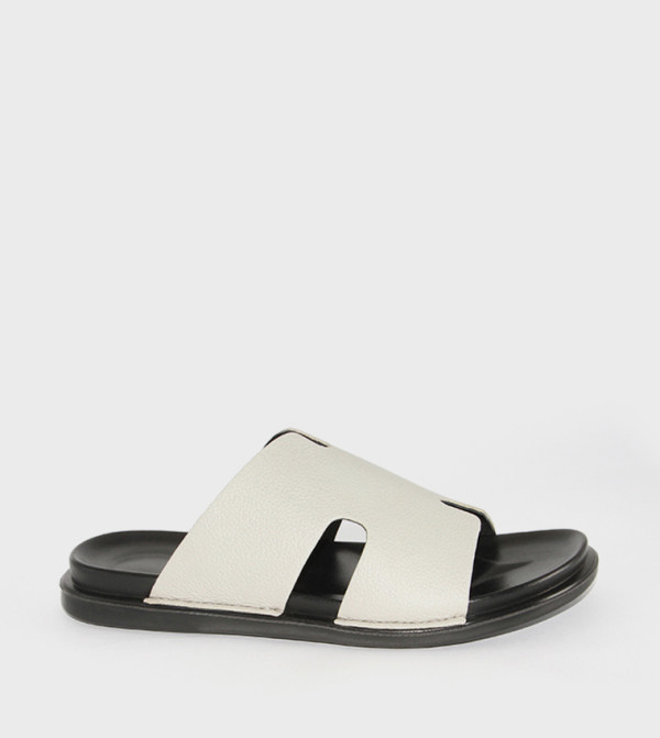GEOOMNII  Sandals - Grey Casual Sandals