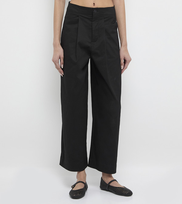 F5 F5 - Black Casual Pants