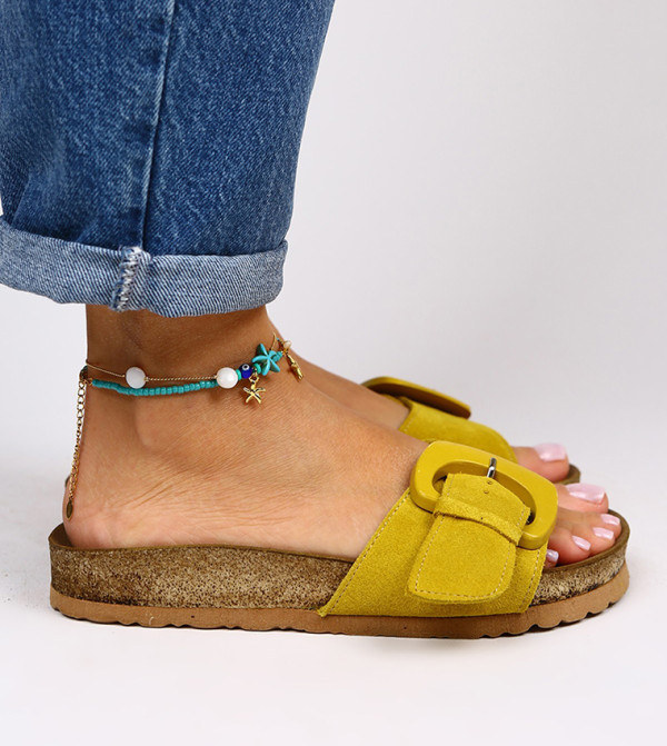 Manijero  - Yellow Flat Sandals