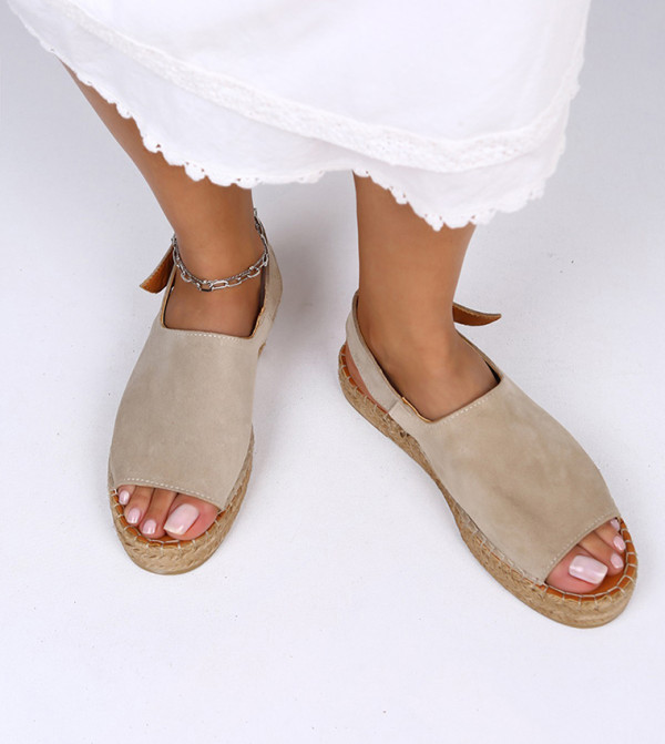 Manijero  - Beige Platforms