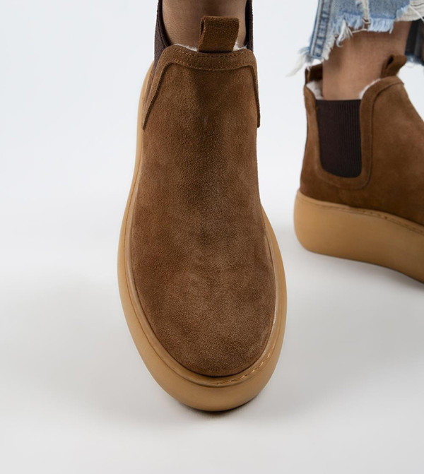مانيجيرو بوت لمنتصف الساق - حنطي Mid Calf Boots