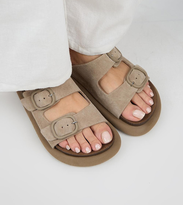 مانيجيرو مانيجيرو - رمادي داكن Flat Sandals