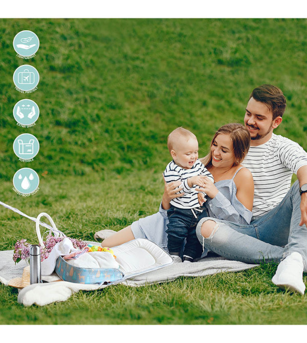 مون  بطانيات وقماطات  - أزرق Baby Bedding Sets & Pillows