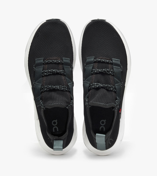 ON On - Black Running Shoes