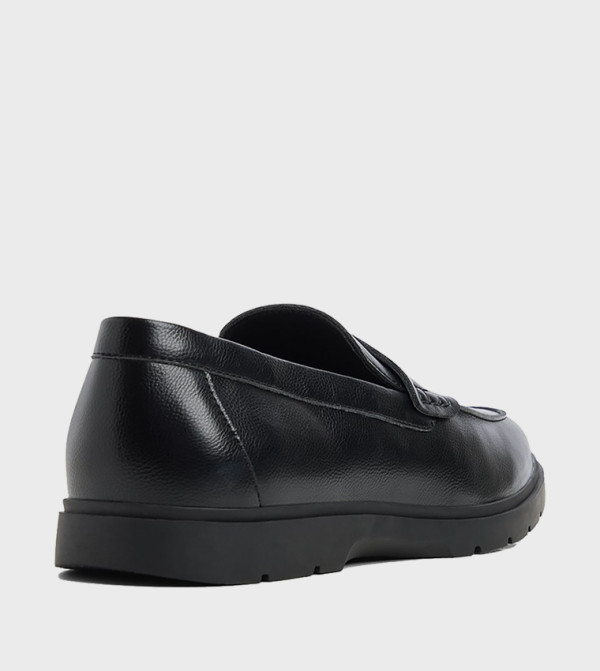 Call it Spring  Loafers & Moccasins - BLACK undefined