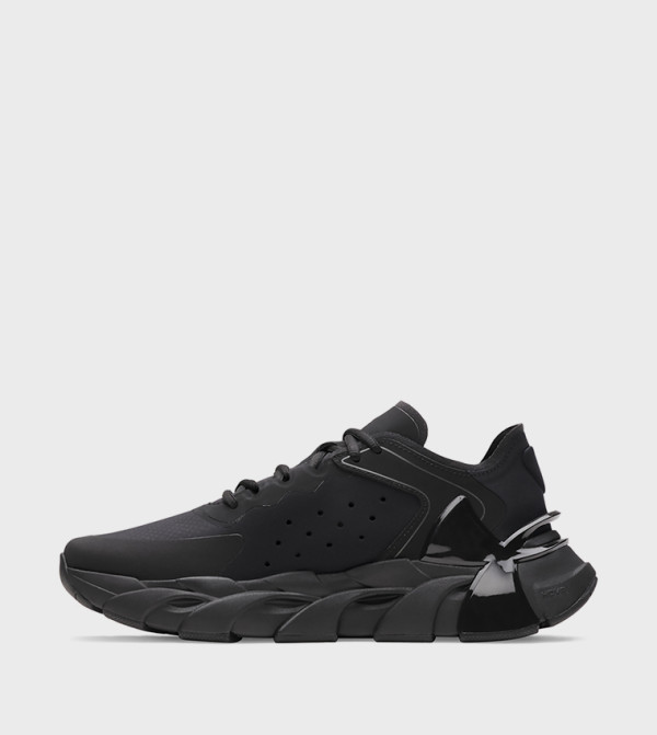 Under Armour Under Armour - Black Training Shoes