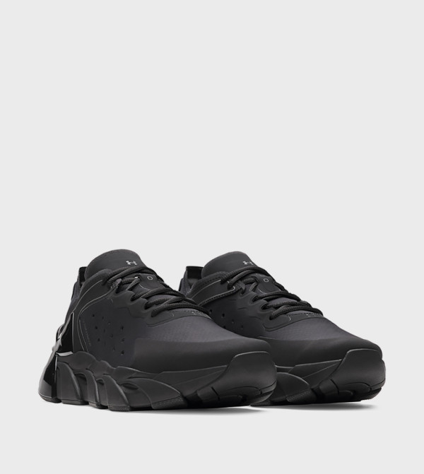 Under Armour Under Armour - Black Training Shoes