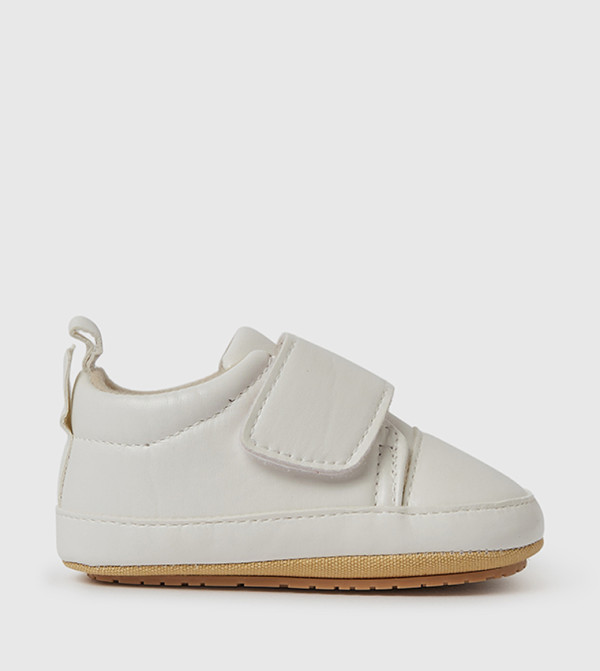 BABIES & MORE Booties - White Booties