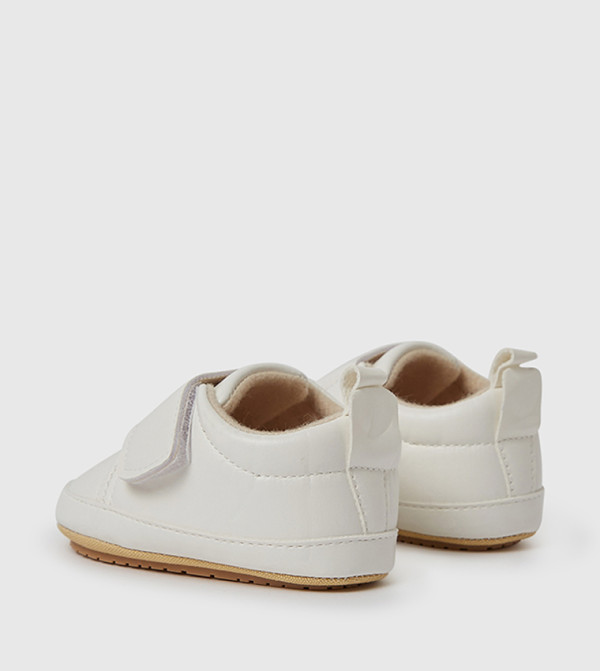 BABIES & MORE Booties - White Booties