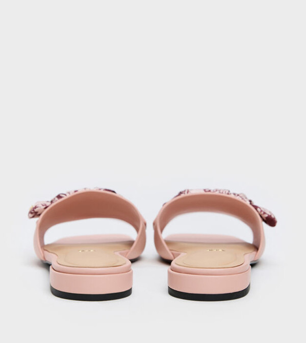 تشارلز آند كيث تشارلز آند كيث - وردي Flat Sandals
