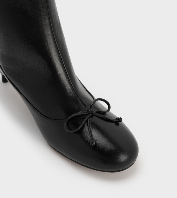 Charles & Keith  Ankle Boots - BLACK Low Top