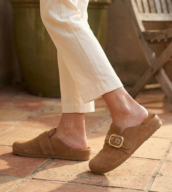 Guess Guess - Beige clogs