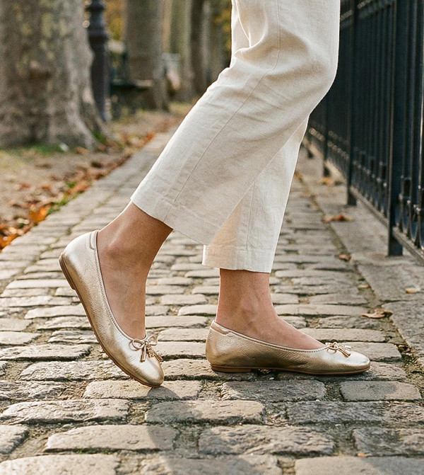 Naturalizer  Shoes - Gold undefined