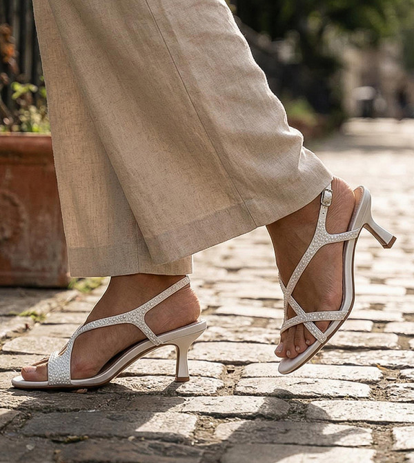 Naturalizer Naturalizer - White Heels
