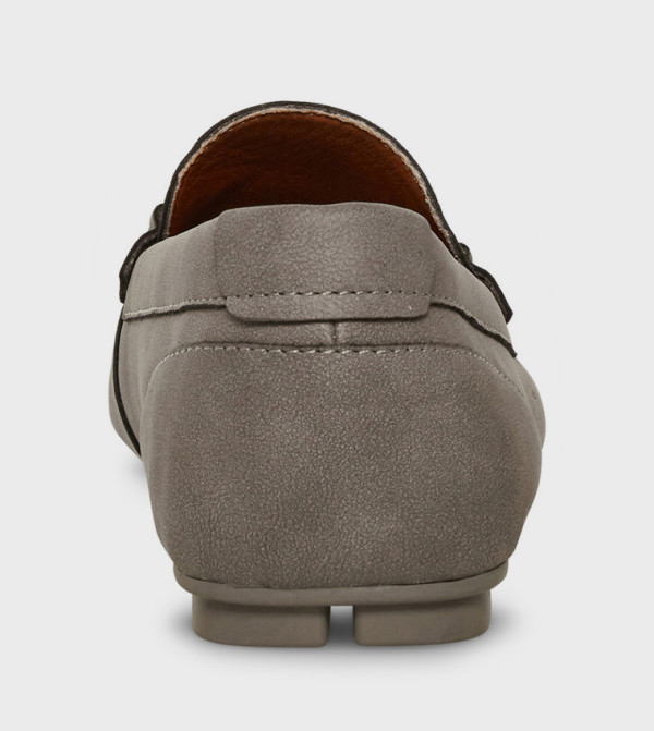 Steve Madden  Loafers & Moccasins - Grey undefined