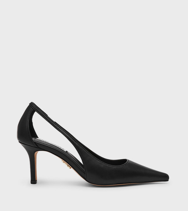 Steve Madden  - Black Pumps