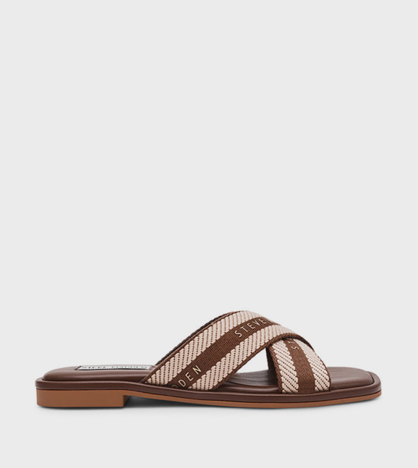 ستيف مادن أحذية - بني Flat Sandals