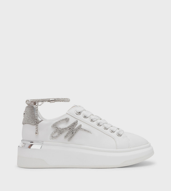 Steve Madden  Shoes - White Low Top