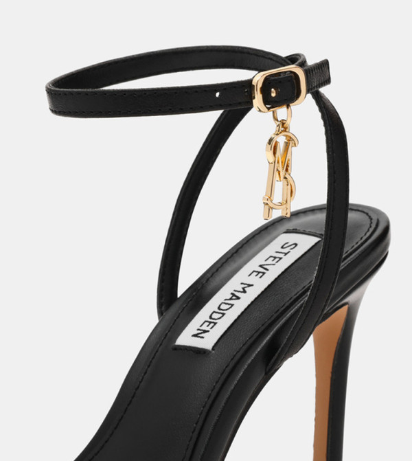 Steve Madden - Black Heels