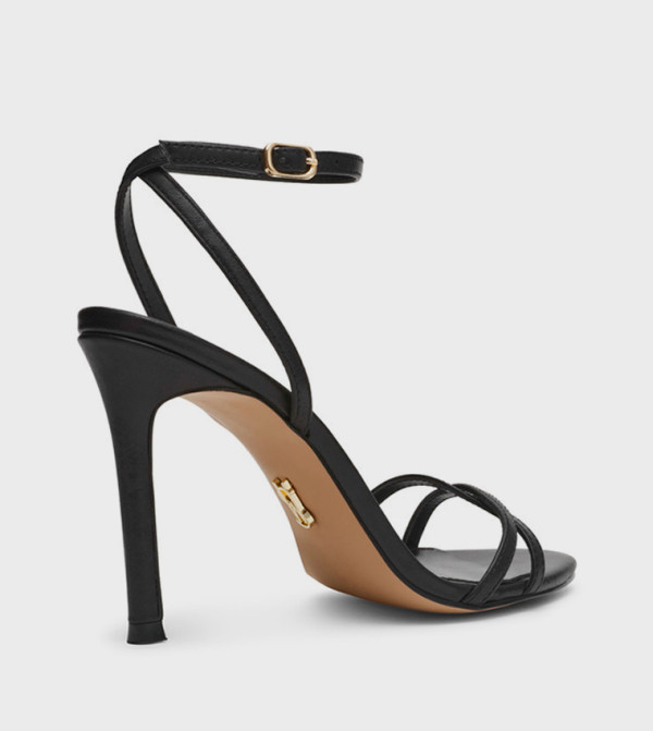 Steve Madden - Black Heels