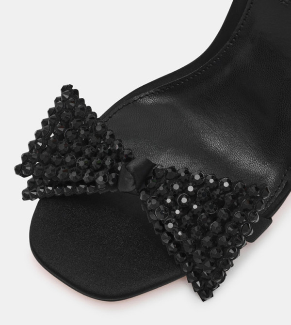 Steve Madden  - Black Heels