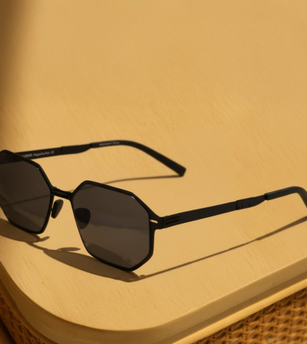 30Sundays  Retro Sunglasses - BLACK undefined