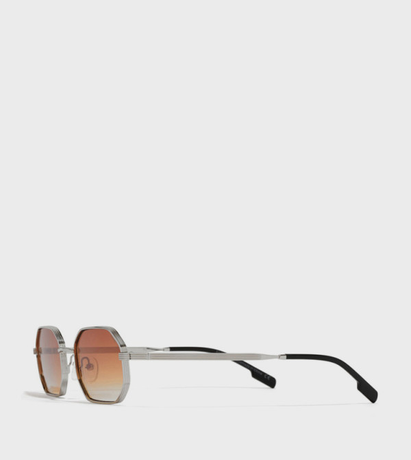 بلاك أوت بلاك أوت - فضي undefined