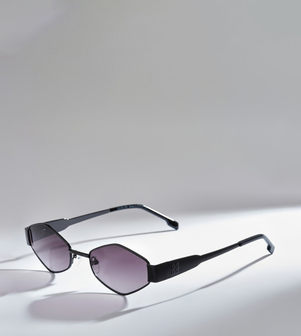 BlackOut  Retro Sunglasses - BLACK undefined