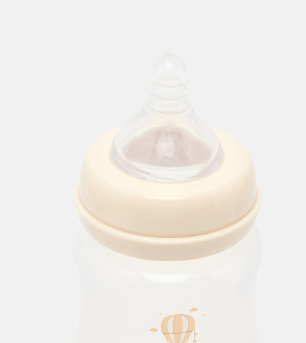 BABIES & MORE  Feeding - Cream Feeding Bottles & Teats, Accessories