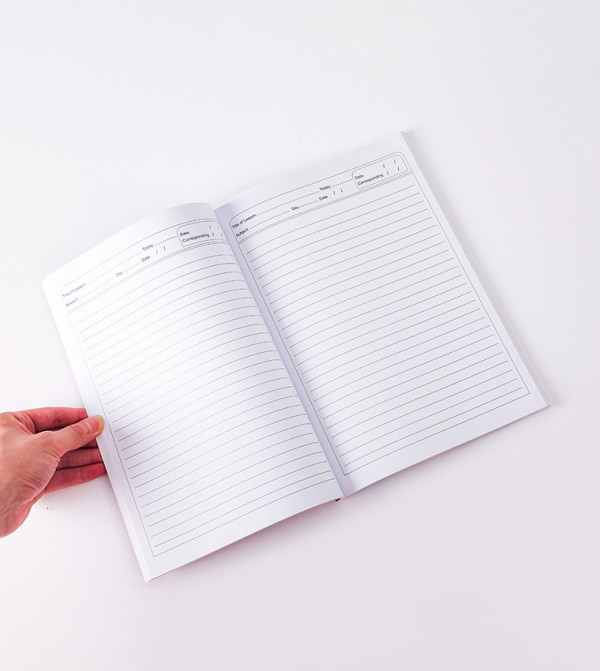 مارفل  تروكير - أحمر كتب