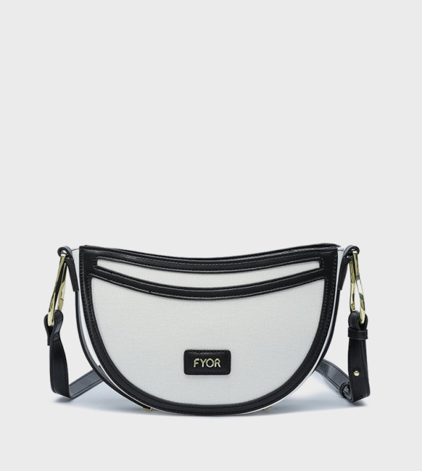فيور فيور - أسود Handheld Bags
