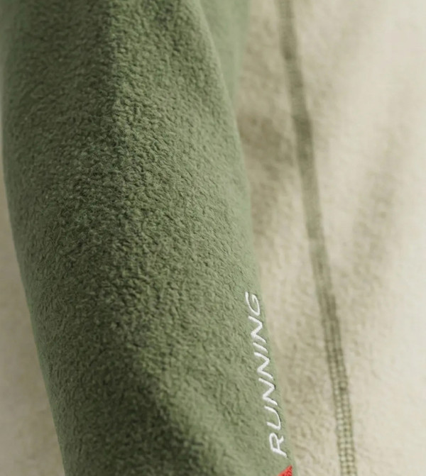 BABIES & MORE  Sweatshirts - Cream Sweatshirts