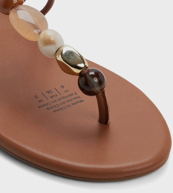 كول ات سبرنج كول ات سبرنج - بني الصنادل المسطحة