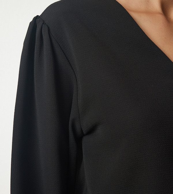 هابينس اسطنبول هابينس اسطنبول - أسود توبات  وبلايز