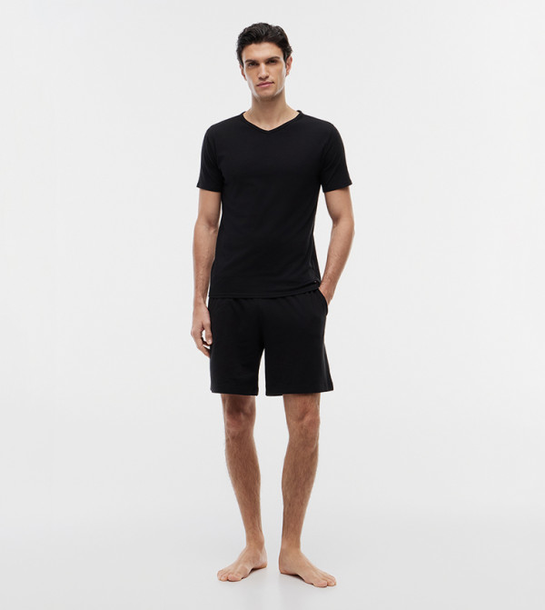 Tommy Hilfiger  Clothing - BLACK Round Neck T-Shirts