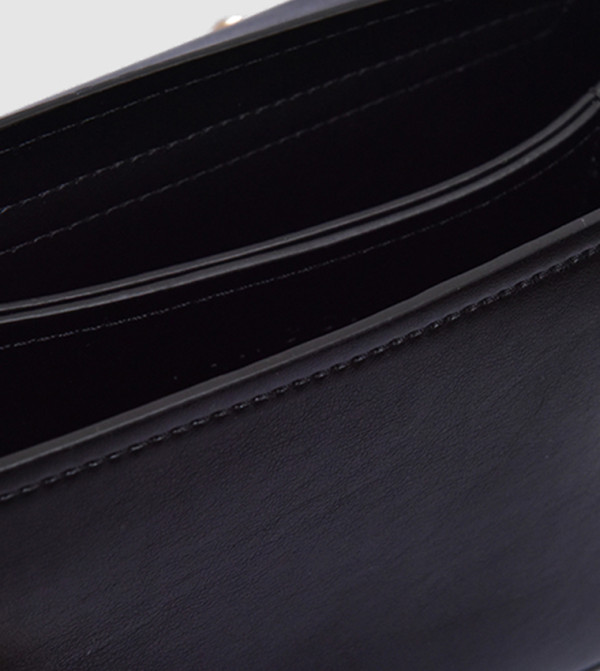 VINCCI Bags - Black Cross Body Bags