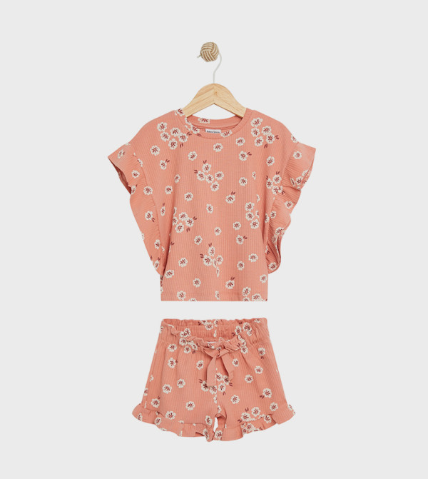 BABIES & MORE  - Peach Top & Shorts