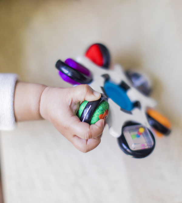BABY EINSTEIN BABY EINSTEIN - Multi Teethers & Pacifiers